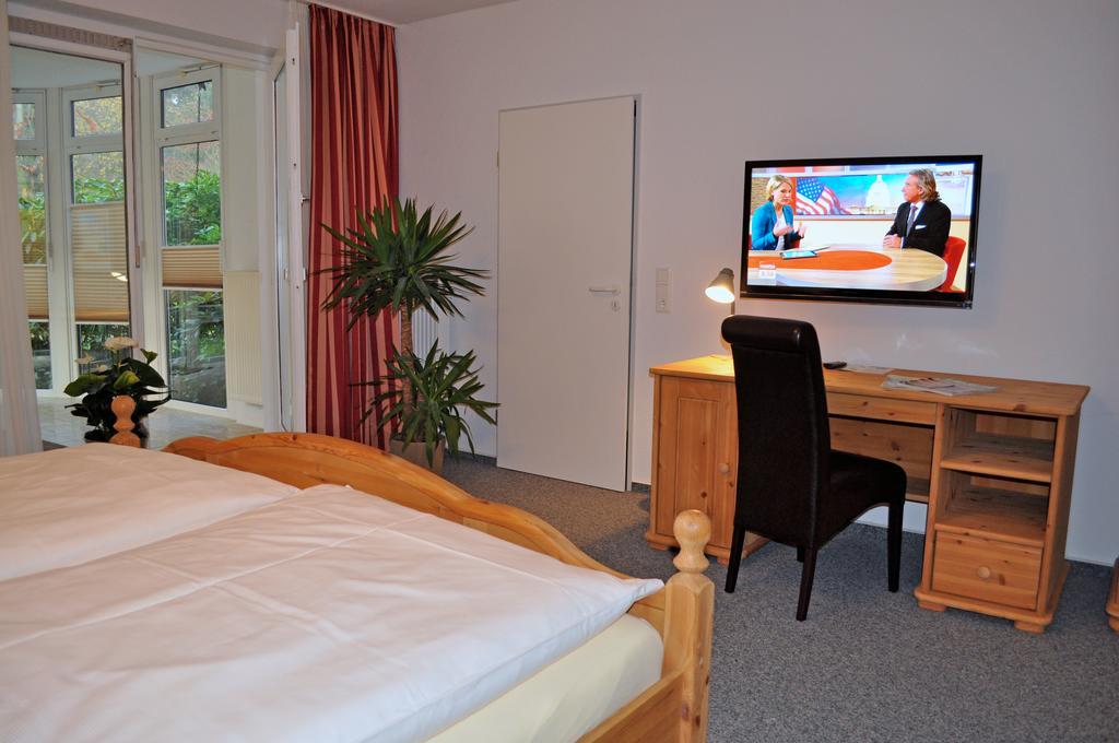 Hellmanns Hotel Bremers Bauerndiele Wiefelstede Szoba fotó